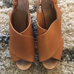 Zara tan wedge